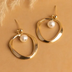 Read more about the article Earrings